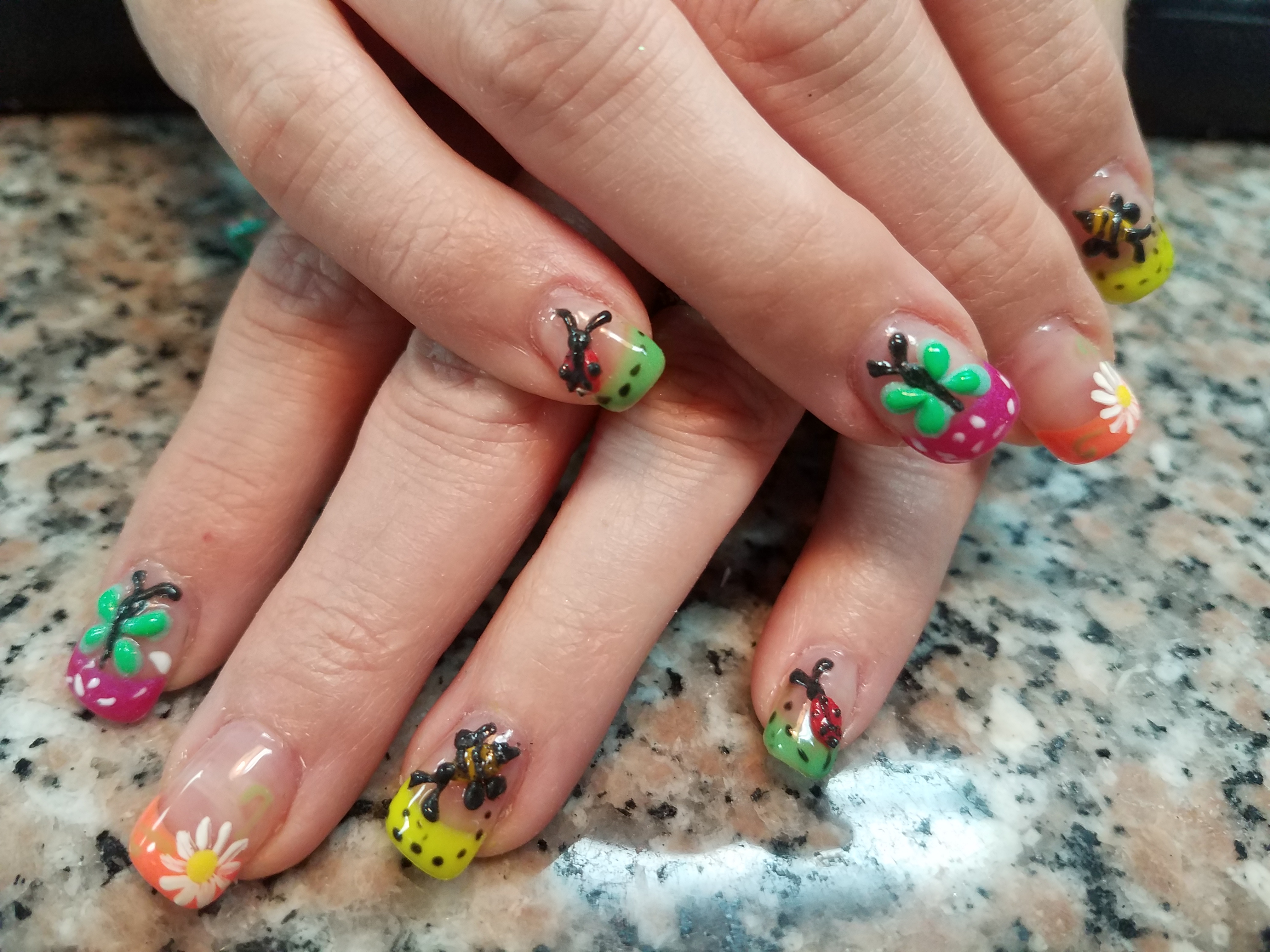 nails