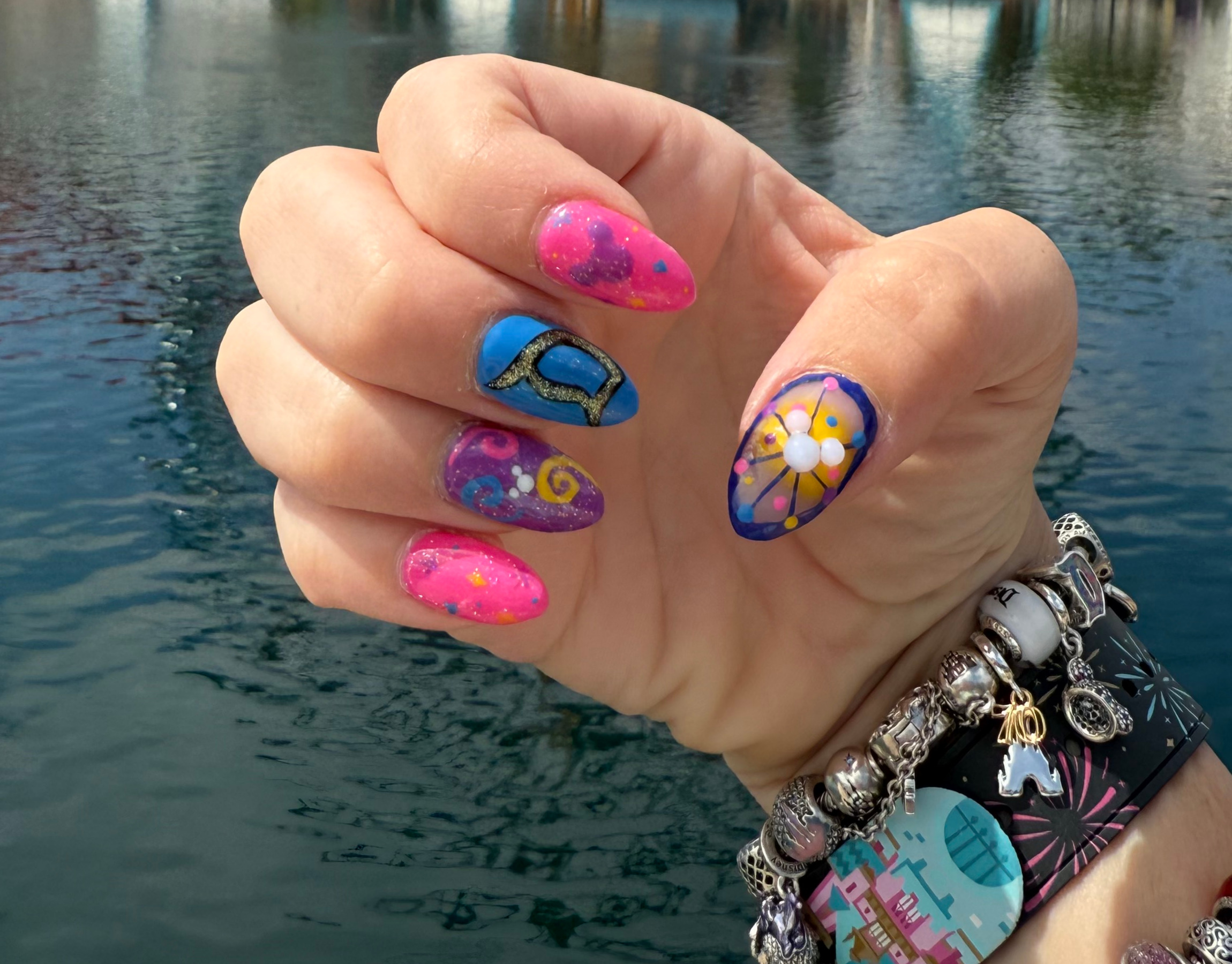 nails