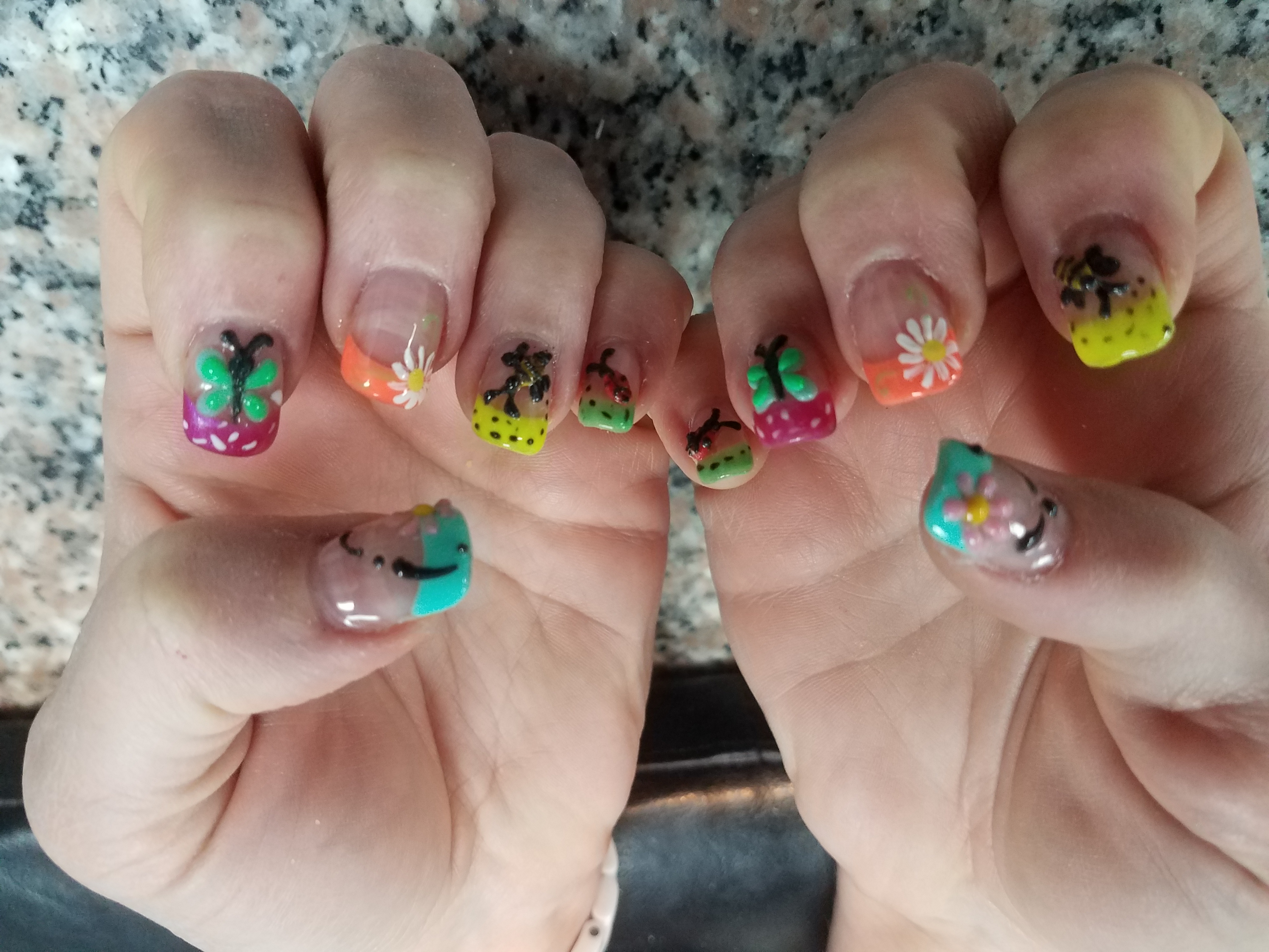 nails